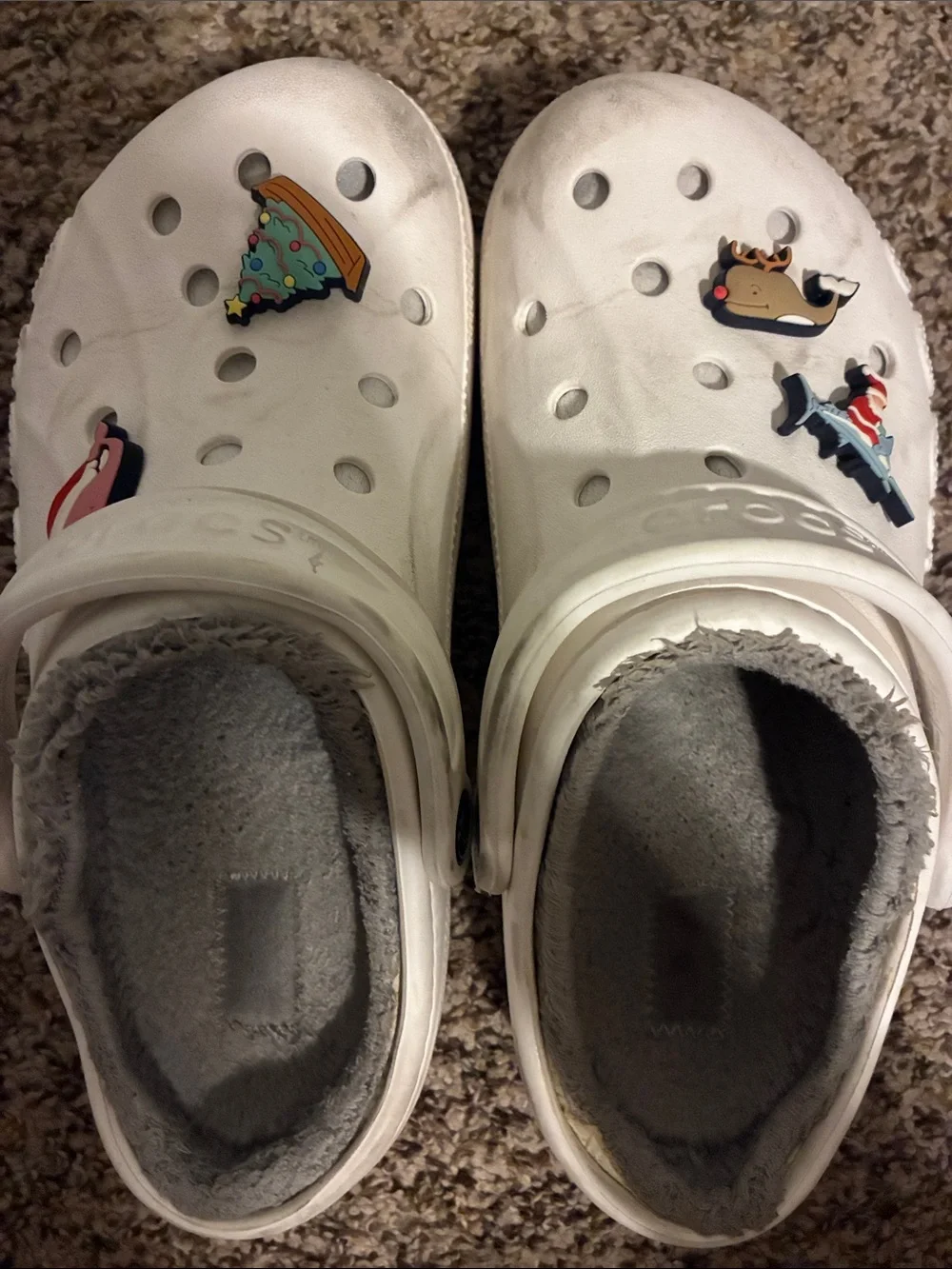 CROCS Kids White Fleece-Lined Clogs with Colorful Charms